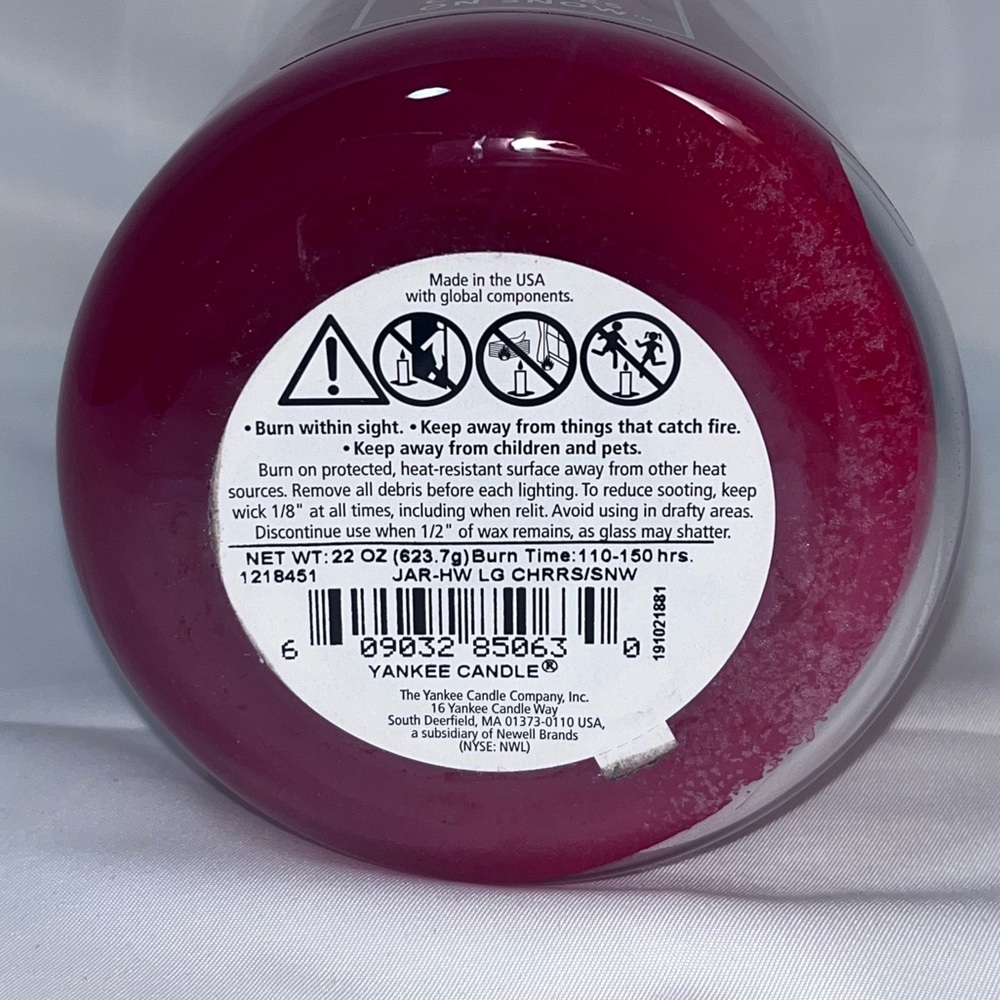 *Discontinued* Yankee Candle Cherries On Snow. - Picture 3 of 3